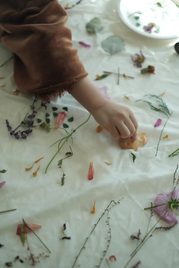 niista シルクバンダナのボタニカルダイワークショップ