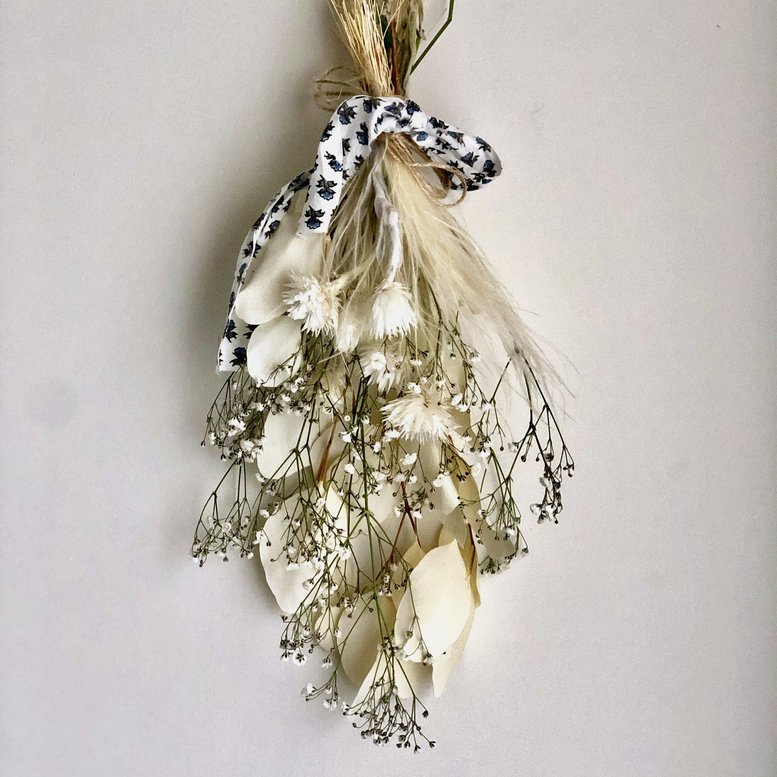 山本文さん 白いドライフラワーのスワッグ作りワークショップ