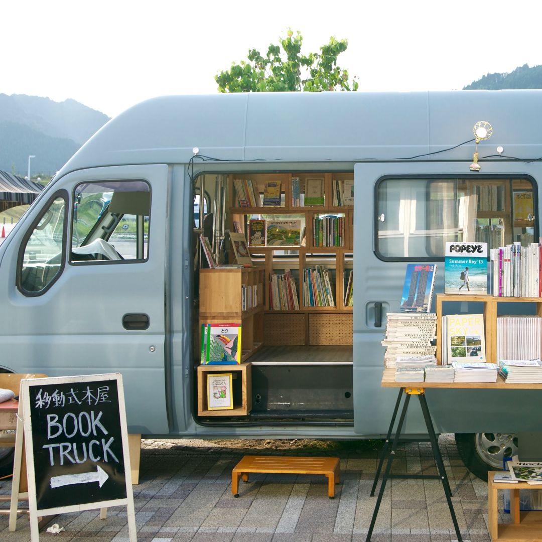 BOOK TRUCK 9/11～